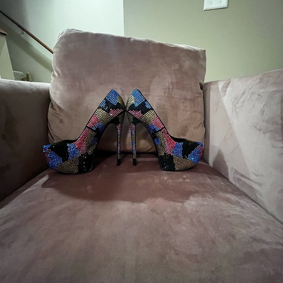 Steve Madden Dyvinal Bright Multicolor Rhinestone Heels Size 7 - Picture 3 of 10
